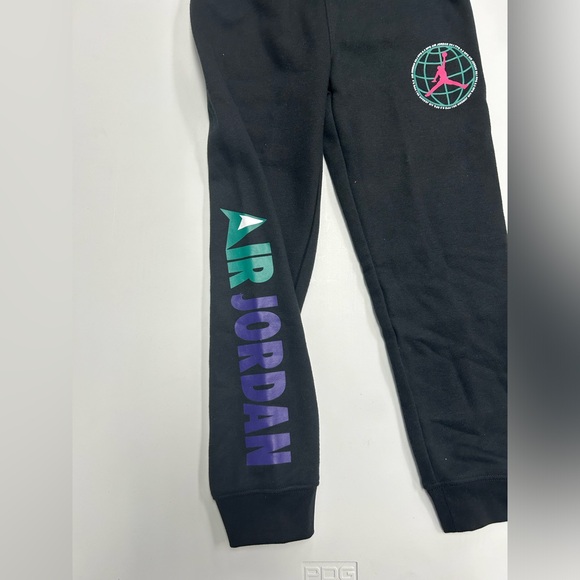 Nike 2 Piece Jordan Sweat Set - Picture 8 of 9